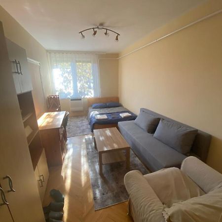 Oeguenc'S Apartment Szeged Ngoại thất bức ảnh