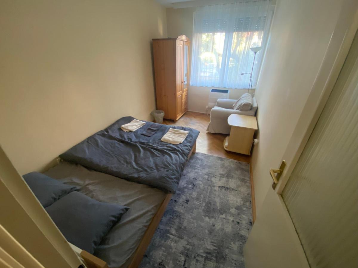 Oeguenc'S Apartment Szeged Ngoại thất bức ảnh